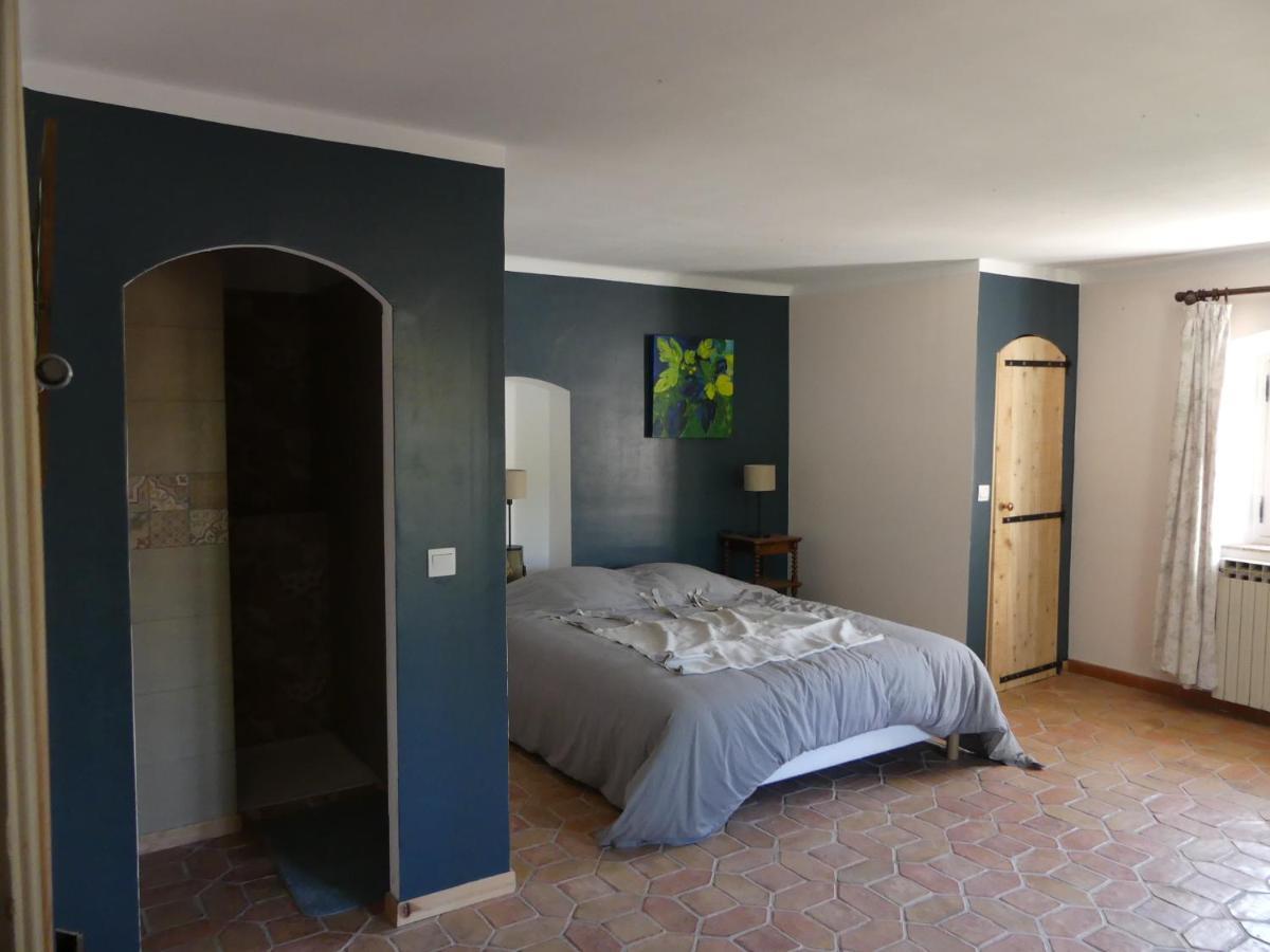 Le Charme D'Une Vieille Bastide Provencale Соллигс-Понт Экстерьер фото